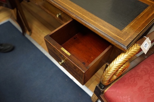 An Edwardian satinwood banded mahogany kneehole writing desk, length 106cm, depth 56cm, height 96cm